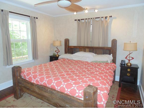 1832 Upper Ridgewood Blvd - Photo 11