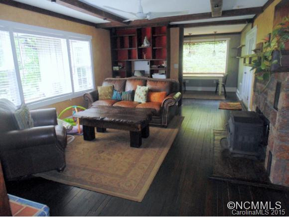 1832 Upper Ridgewood Blvd - Photo 10