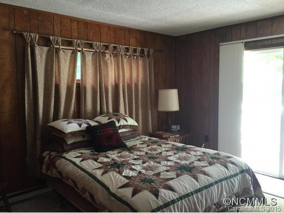1065 Oakridge Lane - Photo 7