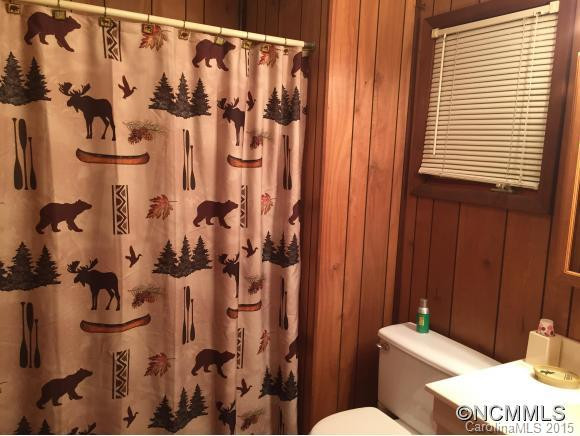 1065 Oakridge Lane - Photo 10