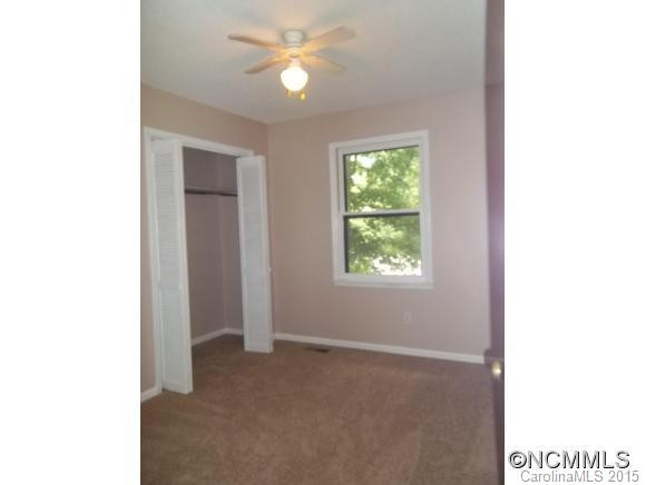 4 Maple Leaf Drive - Photo 13