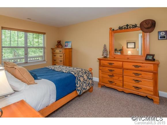 64 Foxden Drive #102 - Photo 18