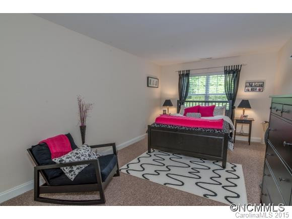 64 Foxden Drive #102 - Photo 20