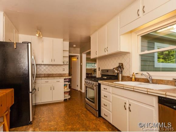 116 Midland Drive - Photo 14
