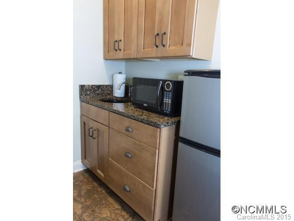 334 E. Sondley Dr - Photo 14