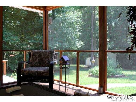 223 General Griffith Circle - Photo 15