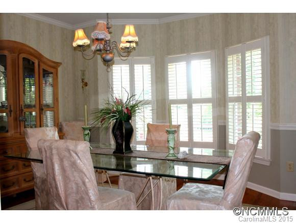 223 General Griffith Circle - Photo 7