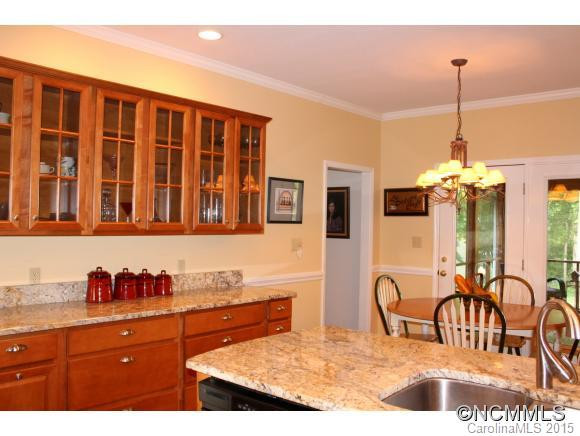 223 General Griffith Circle - Photo 8