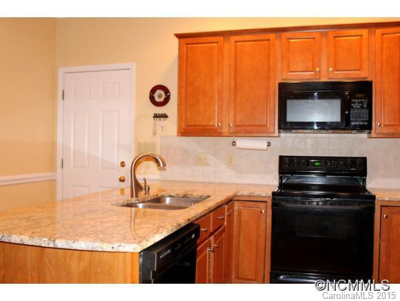 223 General Griffith Circle - Photo 9