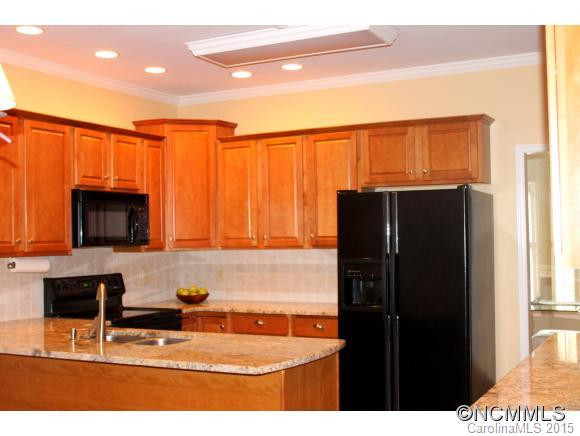 223 General Griffith Circle - Photo 10