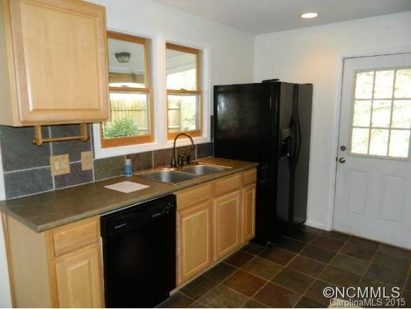 284 Betts Branch Road - Photo 4