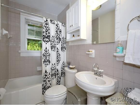 1047 Hebron Road - Photo 12