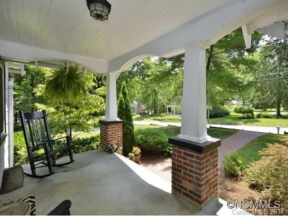 1047 Hebron Road - Photo 16