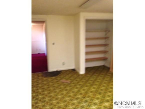 345 Oak Lane - Photo 14