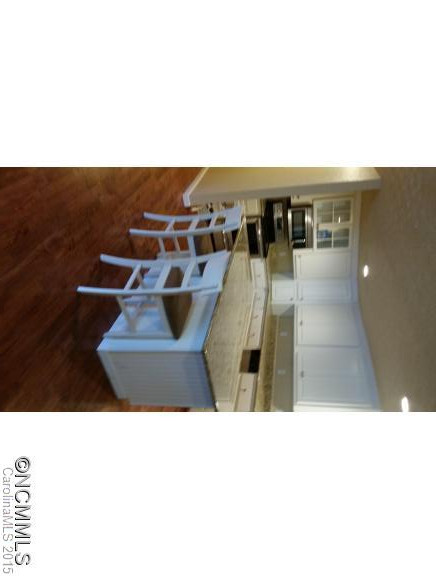 112 Richards Drive - Photo 2
