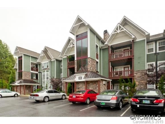 1000 Olde Eastwood Village #308
