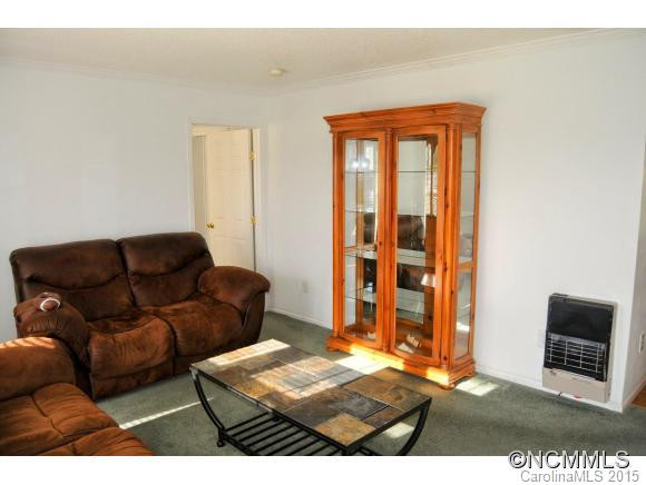 19 Riley Lane - Photo 4
