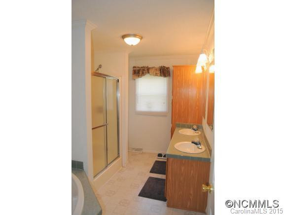 19 Riley Lane - Photo 10