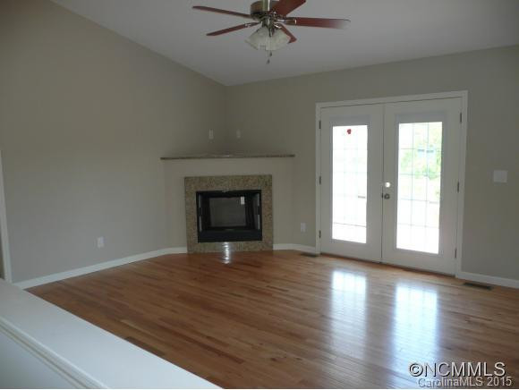 145 River Breeze Lane - Photo 2