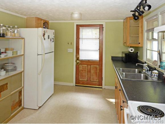 7 Ridgeway Drive - Photo 14