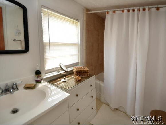 7 Ridgeway Drive - Photo 18