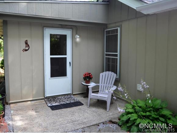 7 Ridgeway Drive - Photo 5