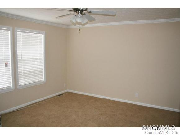 110 VIVIAN WAY - Photo 5