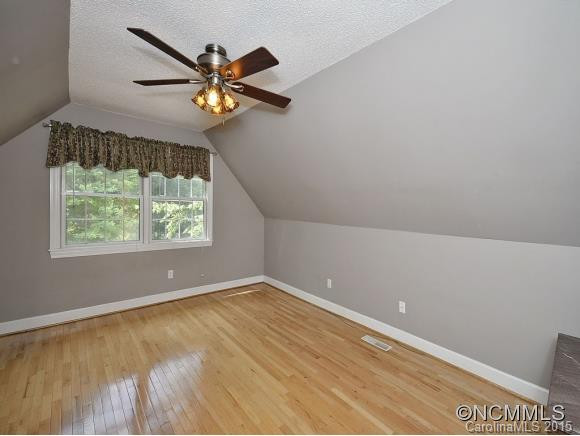 26 LAURELWOOD DRIVE - Photo 20