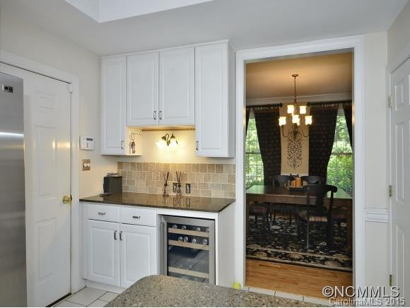 26 LAURELWOOD DRIVE - Photo 8