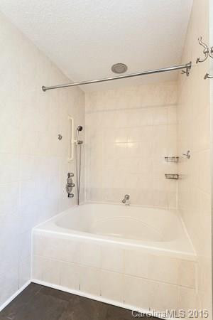 4 North Leslie Lane - Photo 18