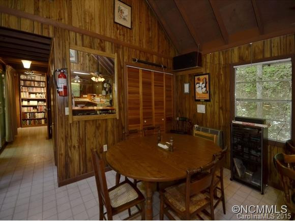 2223 Secluded Valley Road - Photo 5