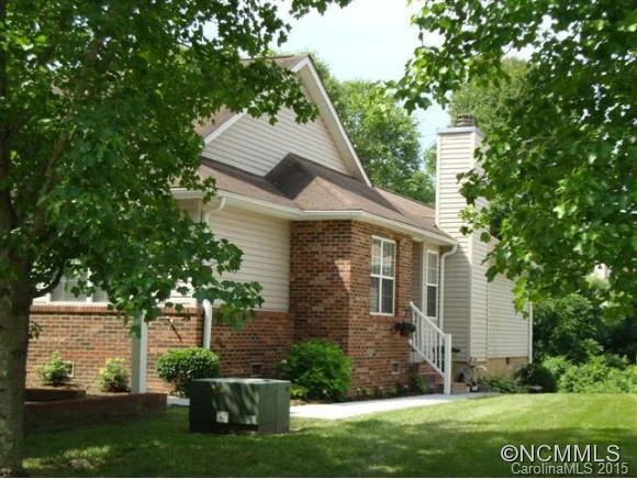39 N CREEKSIDE CT