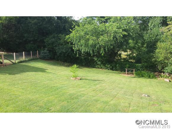 215 View Street - Photo 2