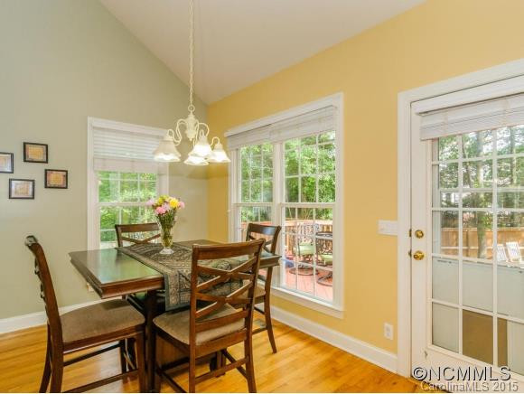 1047 Columbine Road - Photo 11