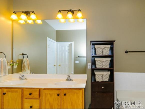 1047 Columbine Road - Photo 20