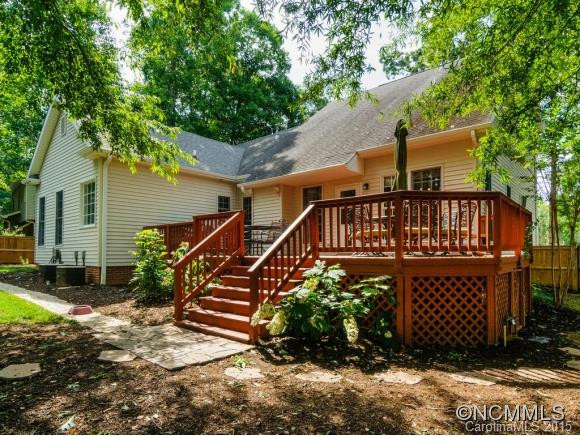1047 Columbine Road - Photo 24