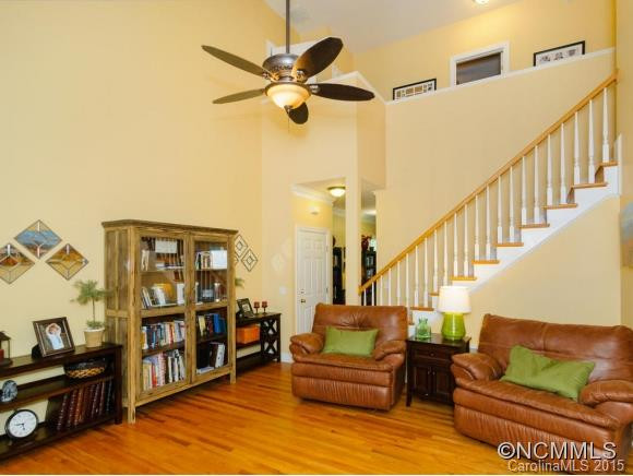 1047 Columbine Road - Photo 10