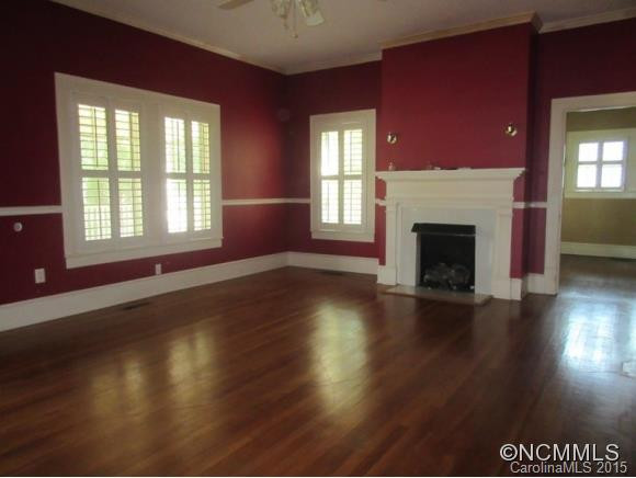 183 Pine Street - Photo 2