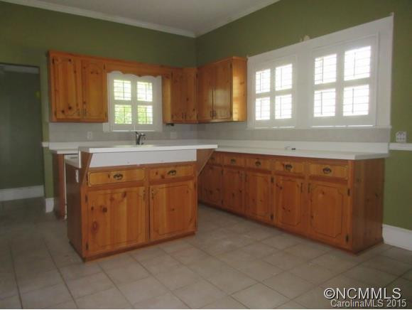 183 Pine Street - Photo 11