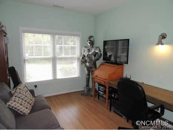 16 Cherry Laurel Lane - Photo 8