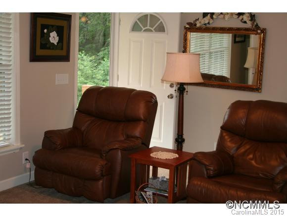 111 Hunter Knoll - Photo 8