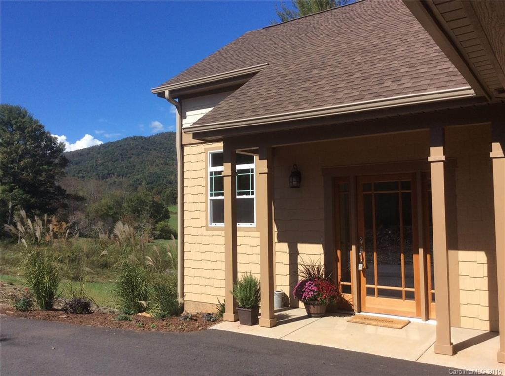 4 Turtledove Trail