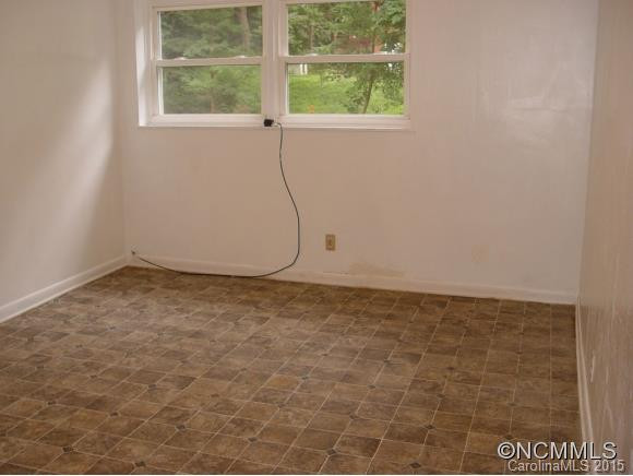 27 FORESTDALE DRIVE - Photo 11