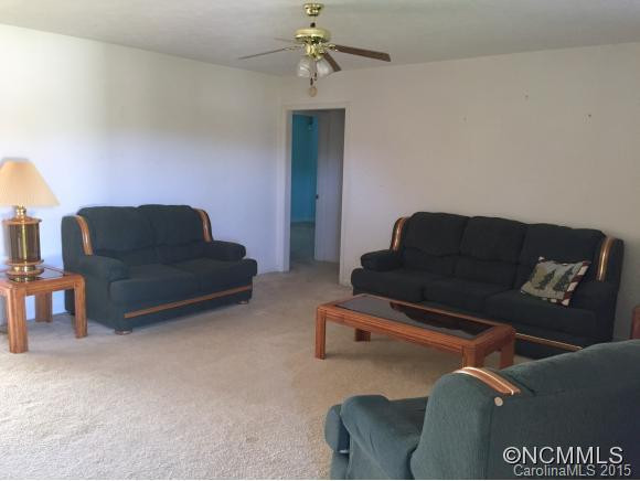 40 Westside Drive - Photo 3