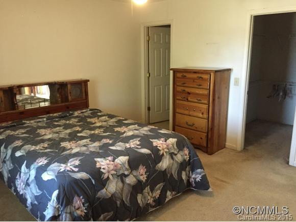 40 Westside Drive - Photo 4