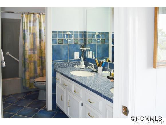 331 Orchard Circle - Photo 11