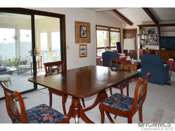 331 Orchard Circle - Photo 4