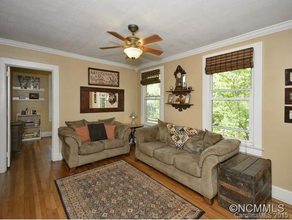 10 ENKA ORCHARD STREET - Photo 3