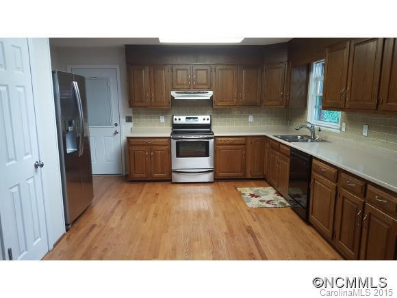 3070 Florida Dr - Photo 3