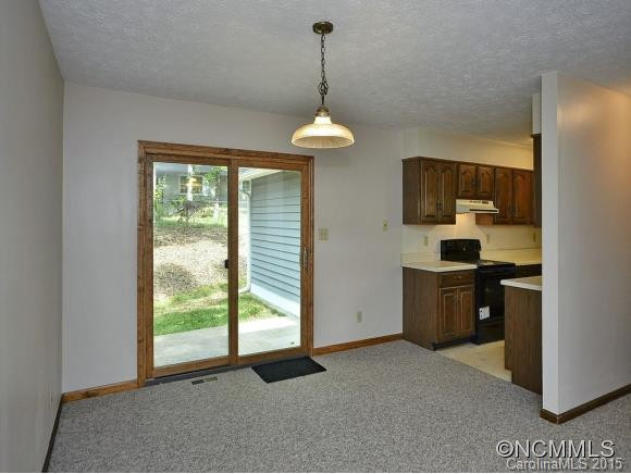 14 PARKWAY LOOP - Photo 4